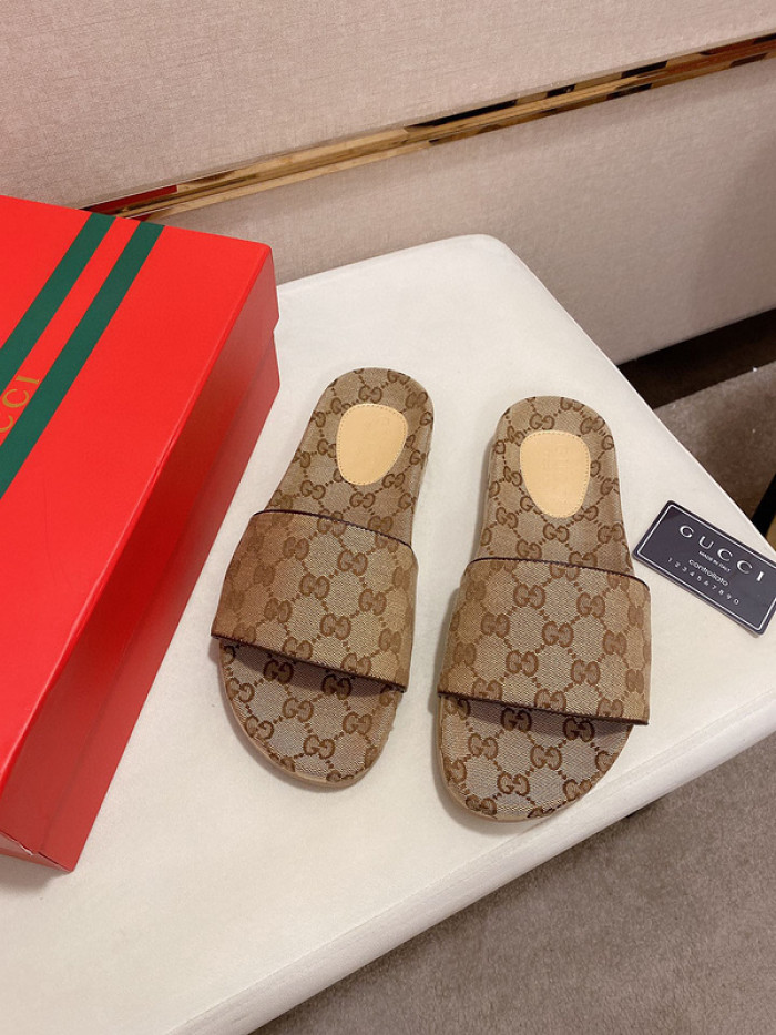 G*u*i* sandal135