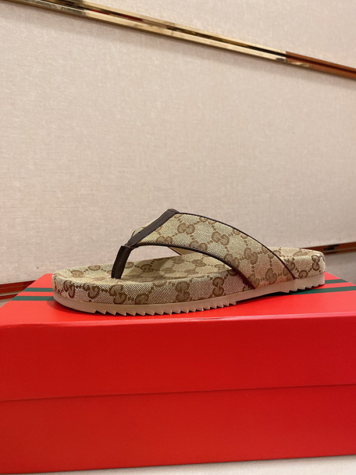 G*u*i* sandal137