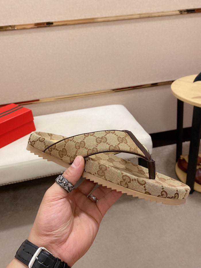G*u*i* sandal137