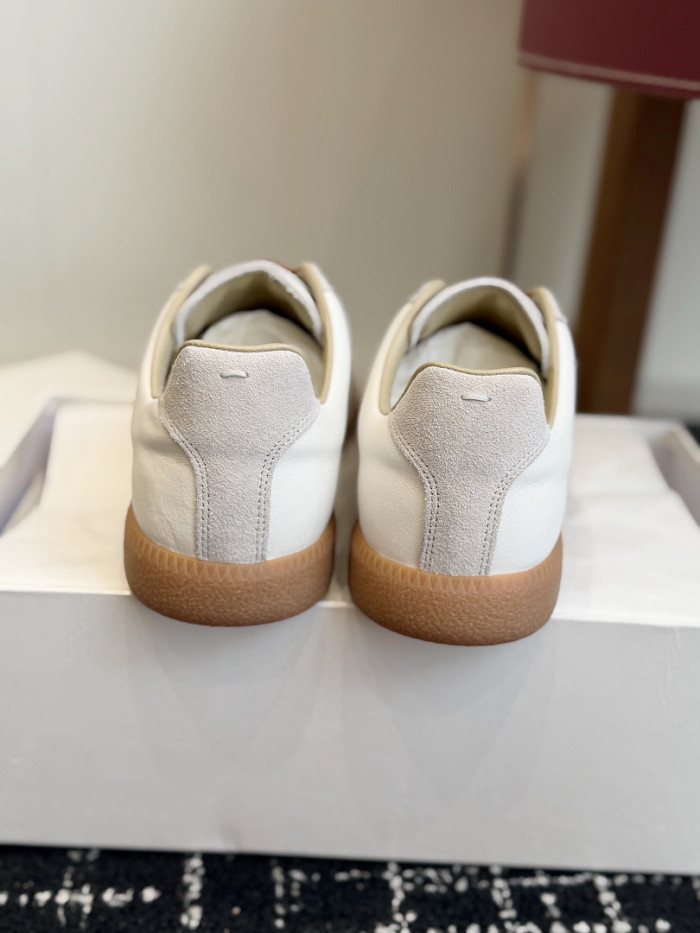 Ma1s0n Marg*e1a CALFSKIN S57WS0406