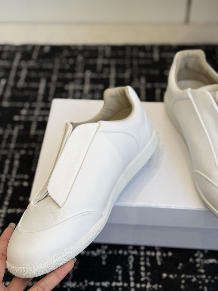 Ma1s0n Marg*e1a CALFSKIN S57WS0364