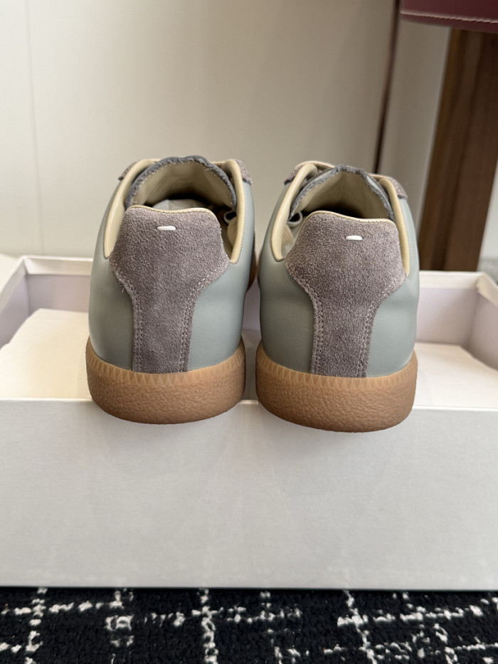 Ma1s0n Marg*e1a CALFSKIN S57WS0395