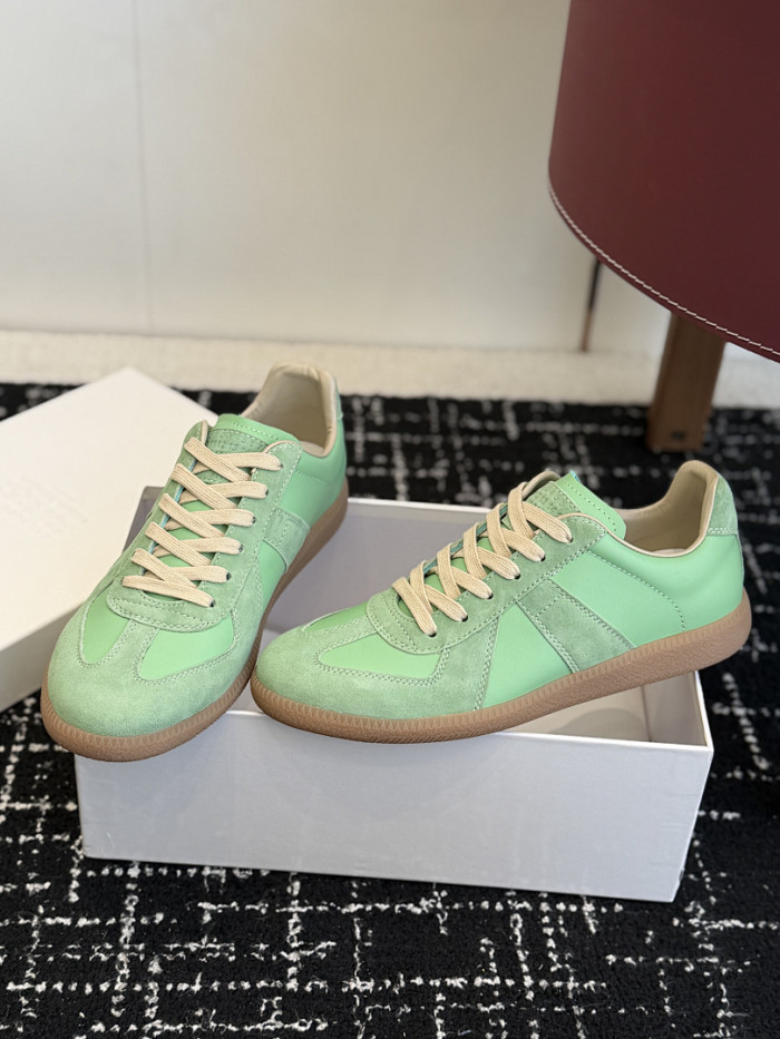Ma1s0n Marg*e1a CALFSKIN S57WS0355
