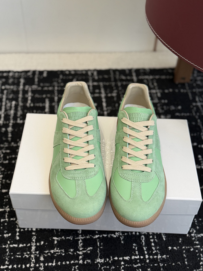 Ma1s0n Marg*e1a CALFSKIN S57WS0355