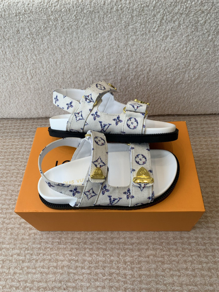 L&V sandal 203