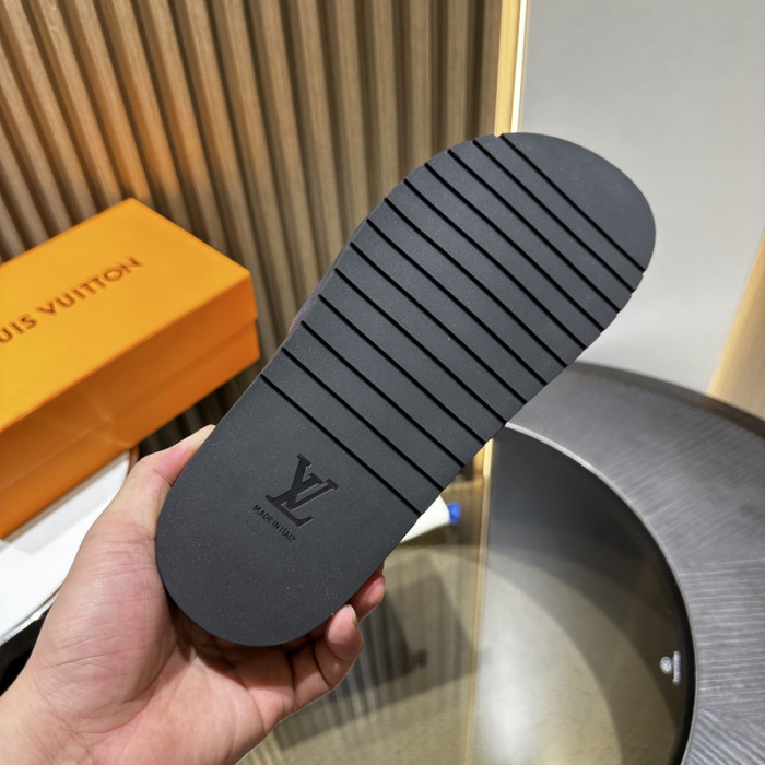 L&V sandal 193