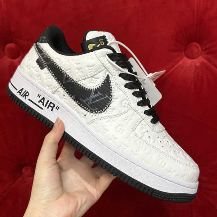 LouisVuitton x Nike Air Force LV LA09147