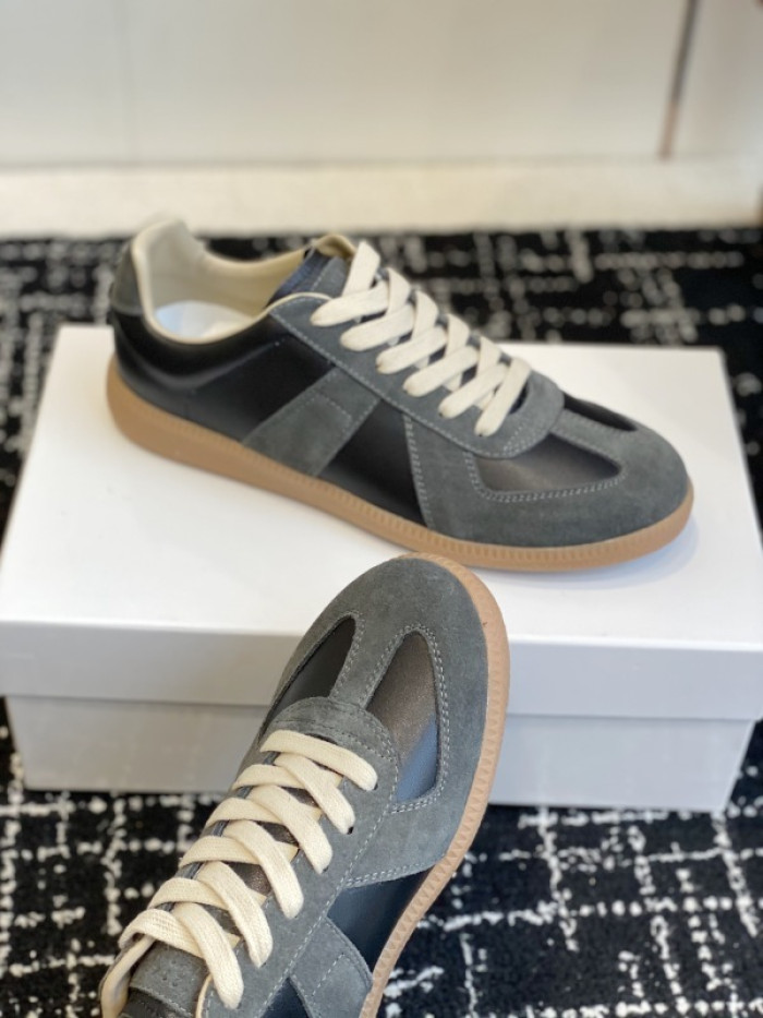 Ma1s0n Marg*e1a CALFSKIN S57WS0343