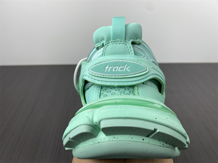 Balenciaga track W3FE3 3800