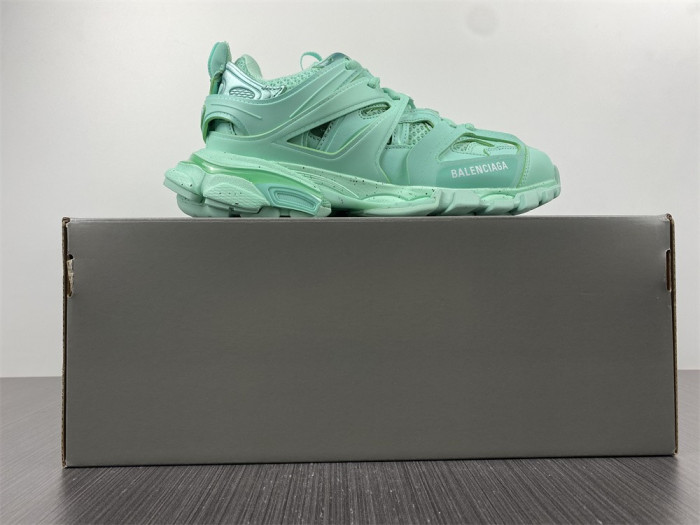 Balenciaga track W3FE3 3800