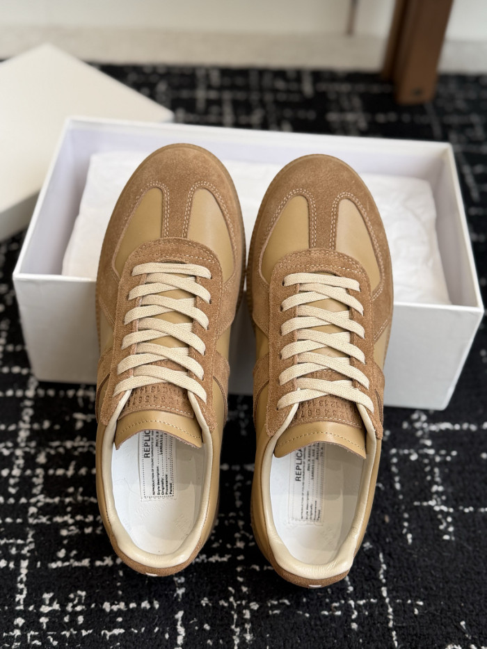 Ma1s0n Marg*e1a CALFSKIN S57WS0437