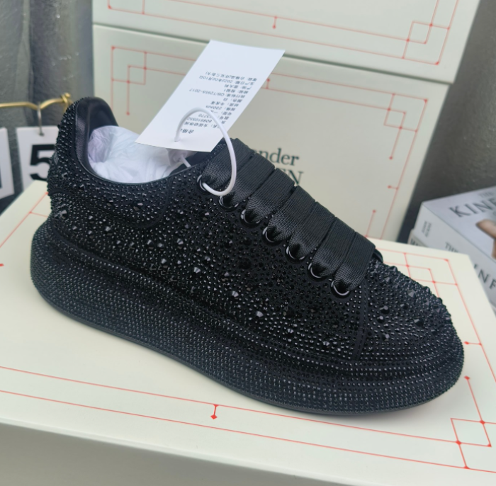 A1exa*der MCQ217