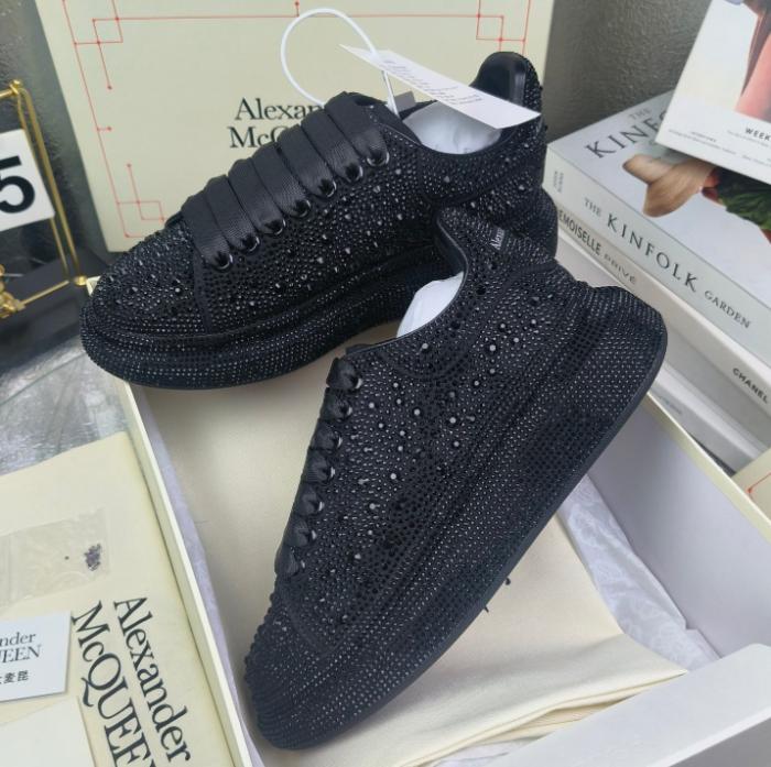 A1exa*der MCQ217