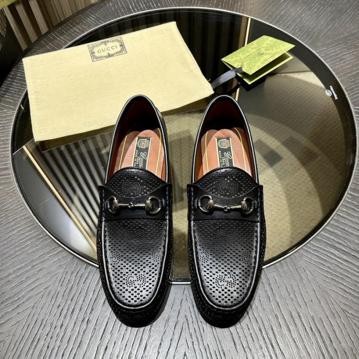 G*u*i* loafers gc181