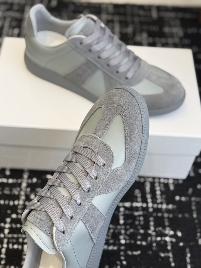 Ma1s0n Marg*e1a CALFSKIN S57WS0360