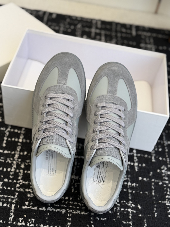 Ma1s0n Marg*e1a CALFSKIN S57WS0360