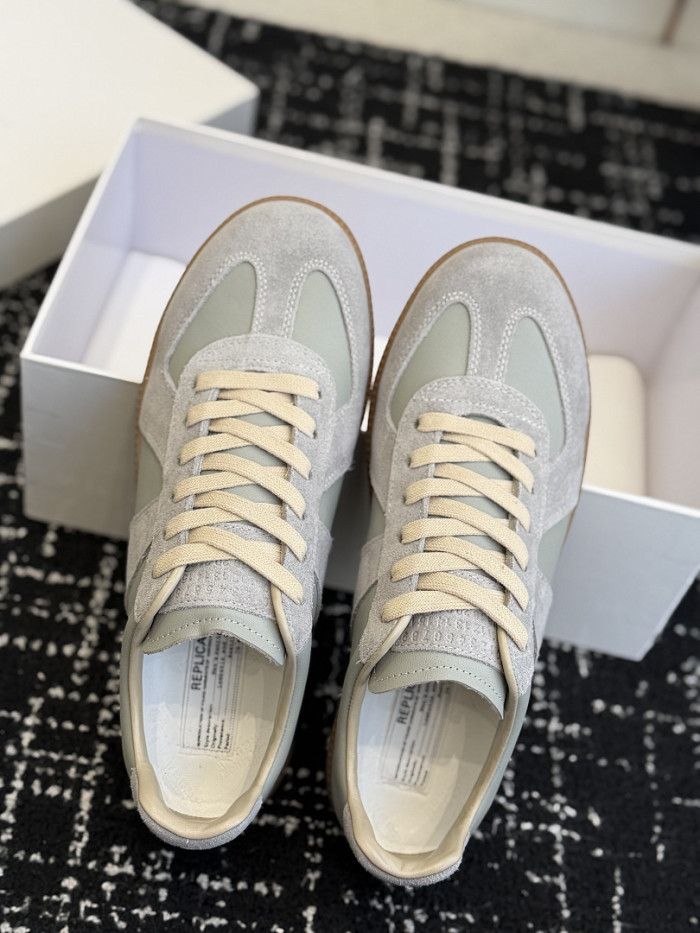 Ma1s0n Marg*e1a CALFSKIN S57WS0358