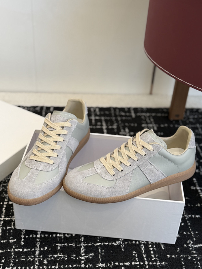 Ma1s0n Marg*e1a CALFSKIN S57WS0358