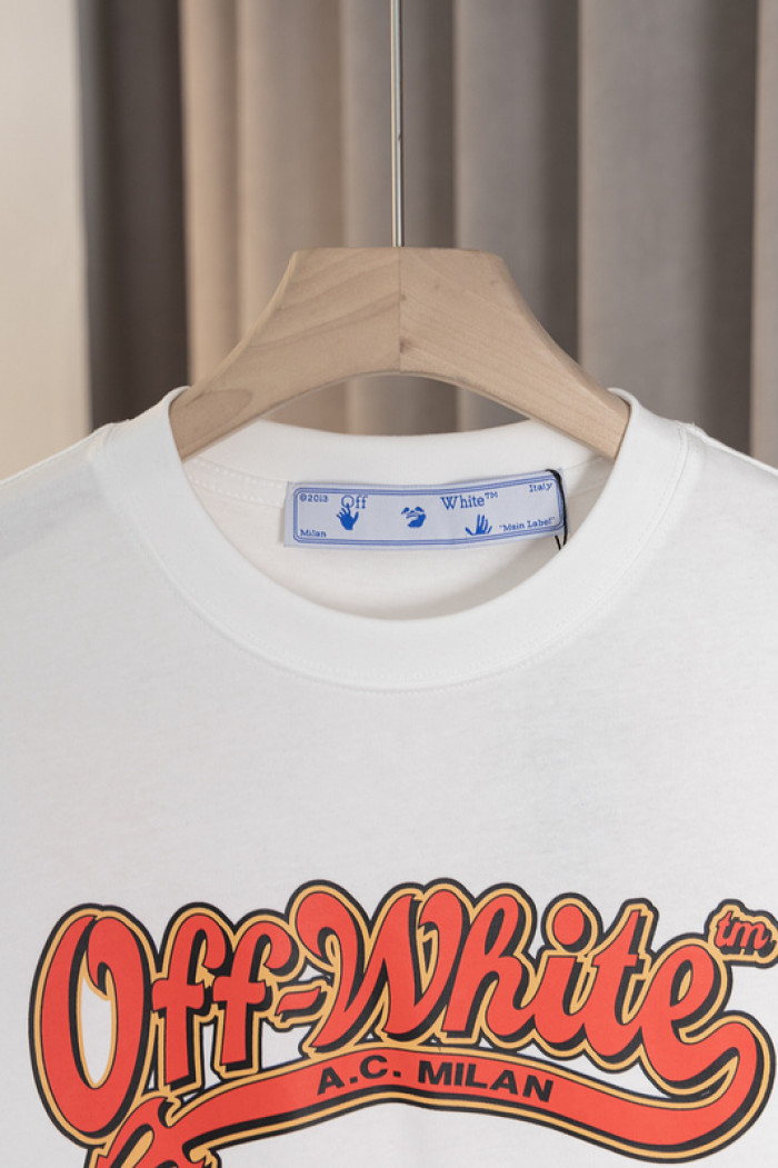 OFF WH1TE T-SHIRT W011