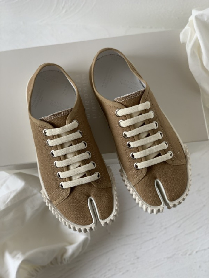 ma1s0n Marg*e1a tabi sneakers s57ws0349
