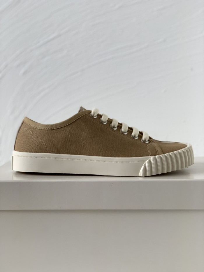 ma1s0n Marg*e1a tabi sneakers s57ws0349