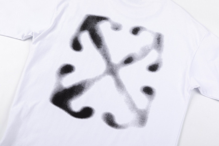 OFF WH1TE T-SHIRT W010