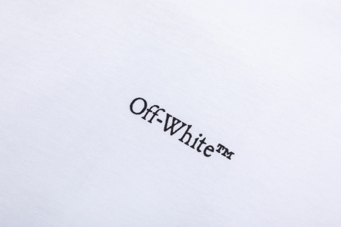 OFF WH1TE T-SHIRT W010