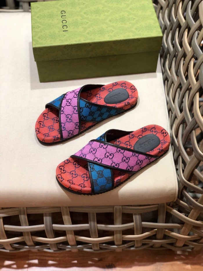 G*u*i* sandal138