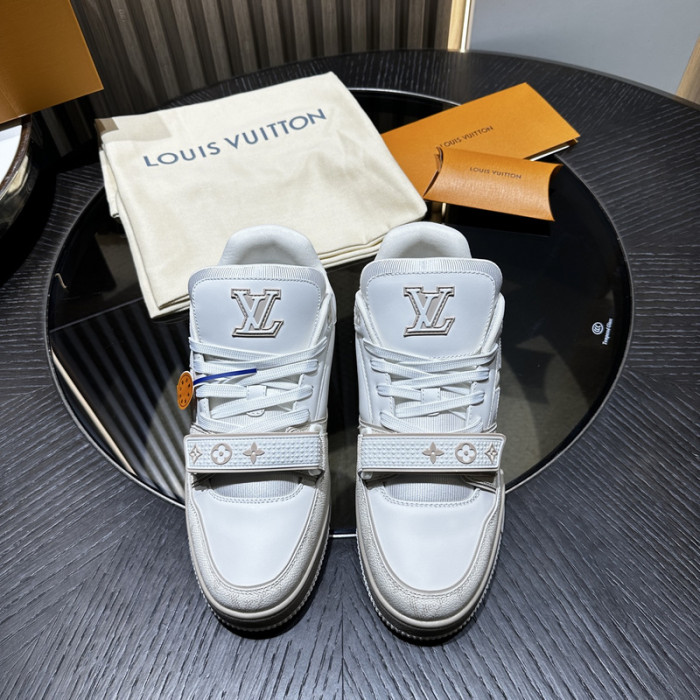 LV snekaers L0000600