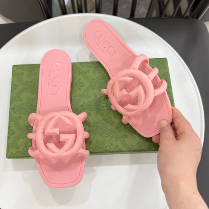 G*u*i* sandal149