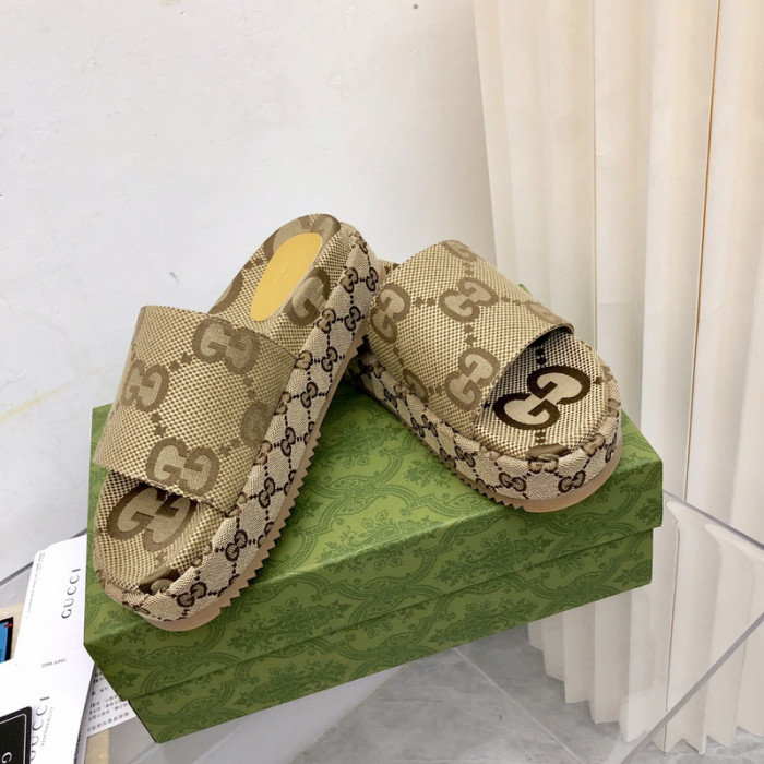 G*u*i* sandal143