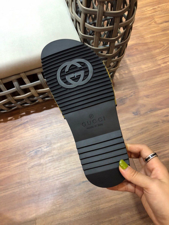 G*u*i* sandal141