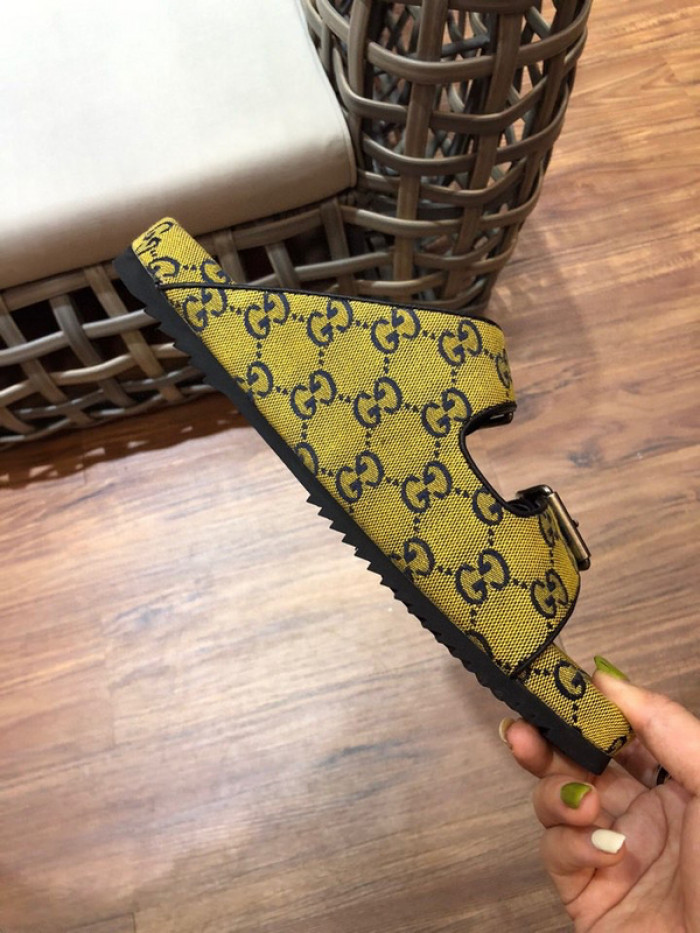 G*u*i* sandal141