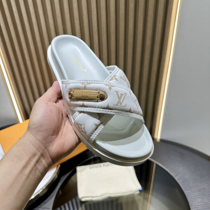 L&V sandal 157