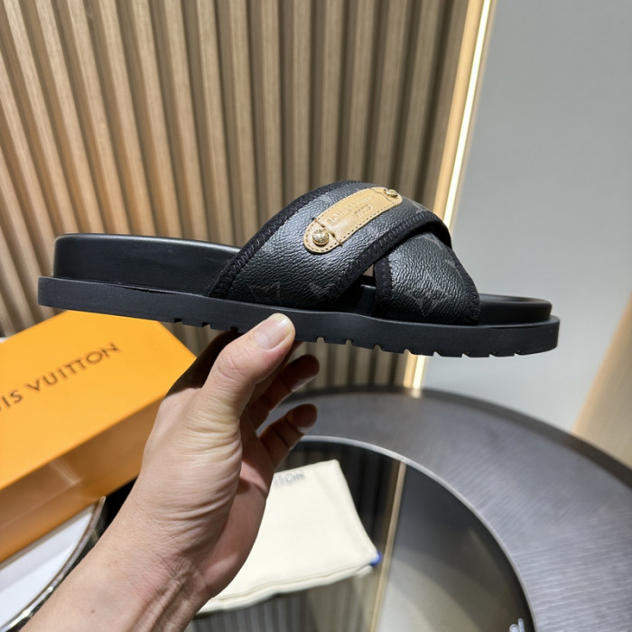L&V sandal 160