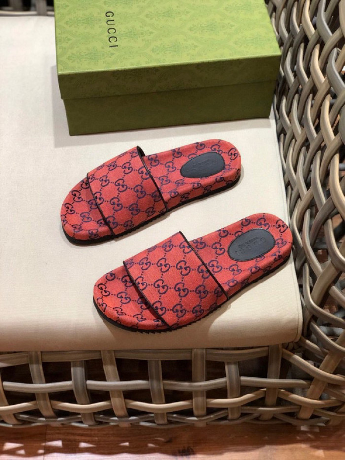 G*u*i* sandal140