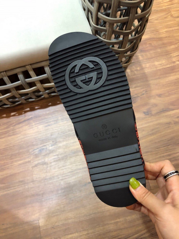 G*u*i* sandal140