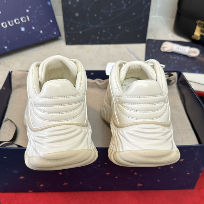 G*u*i* sneaker gc148