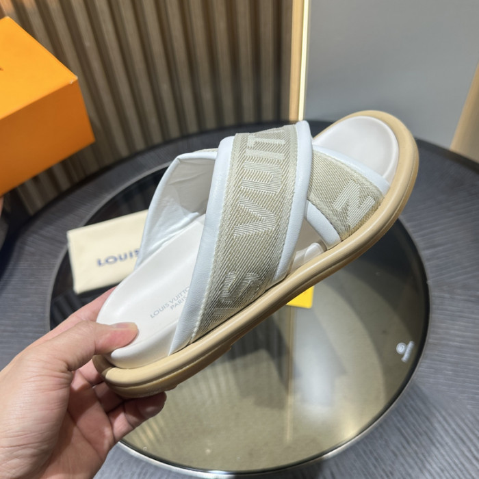 L&V sandal 122